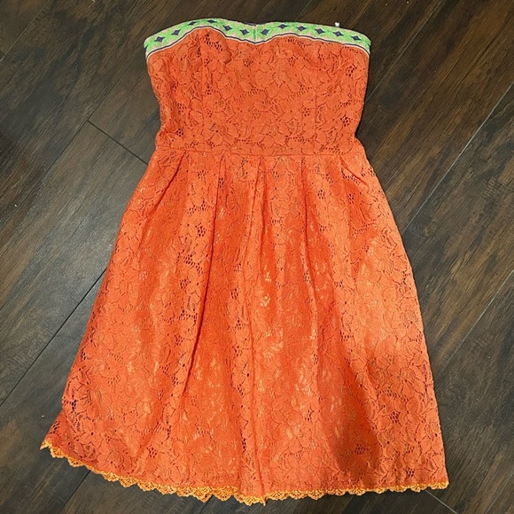 💫3 for $15/🌟5 for $20 Flying Tomato Orange Lace Strapless Dress size small - Picture 4 of 9